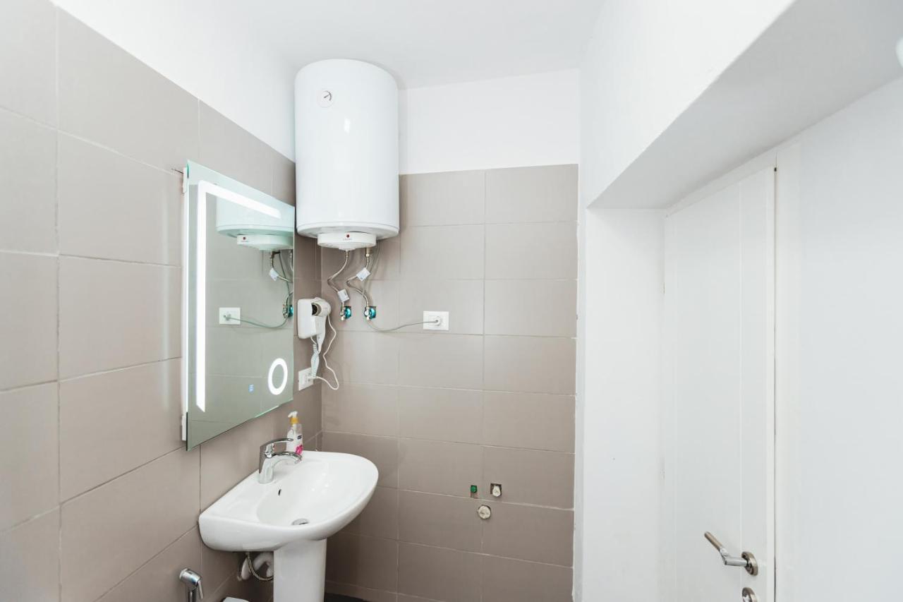 New Apartment At New Bazaar - Tirana City Center Dış mekan fotoğraf